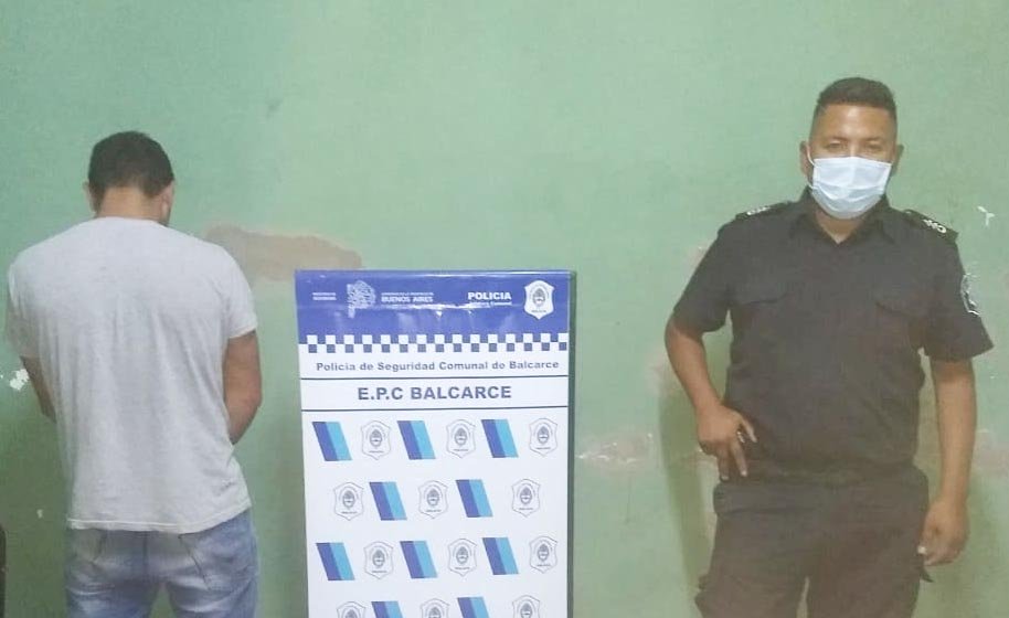 Amenazó a su expareja y quiso agredir a la Policía: terminó preso