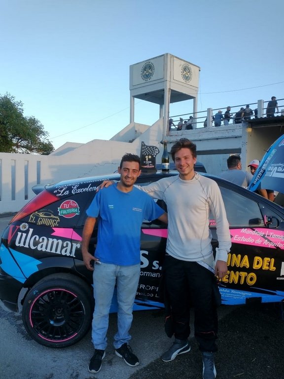 Debut y victoria para "Pichi" Calamante