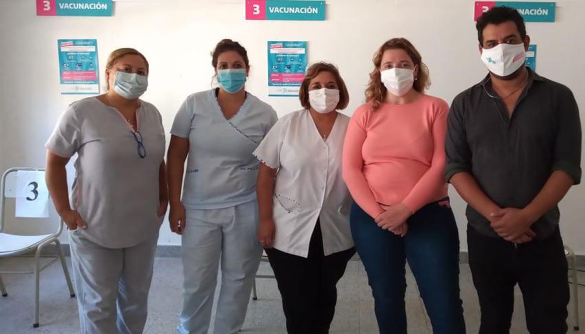 Desde el lunes se comenzará a vacunar a docentes