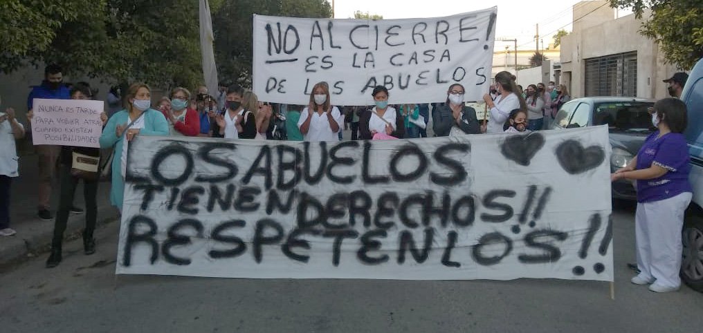 Empleadas del Hogar “La Merced”  se movilizan al Concejo Deliberante