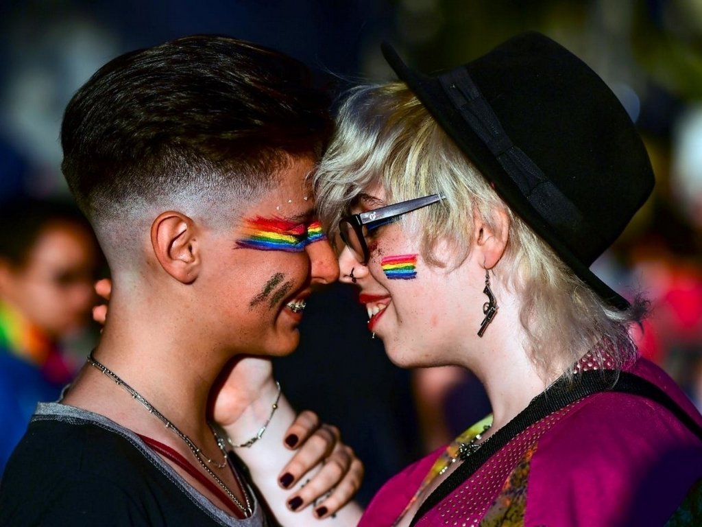 El Vaticano se pronunció contrario a bendecir a las parejas de personas del mismo sexo
