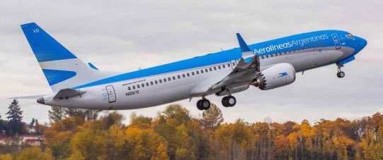 Parte a la madrugada un vuelo de Aerolíneas Argentinas hacia Moscú para buscar más vacunas