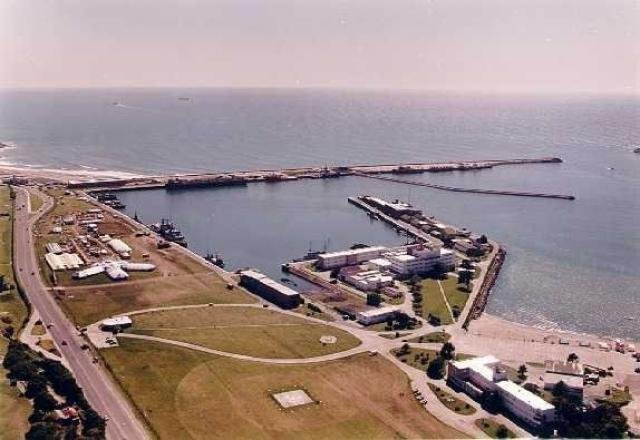 Balcarceño llamó  a la Base Naval  y dijo que había  una bomba: lo condenaron