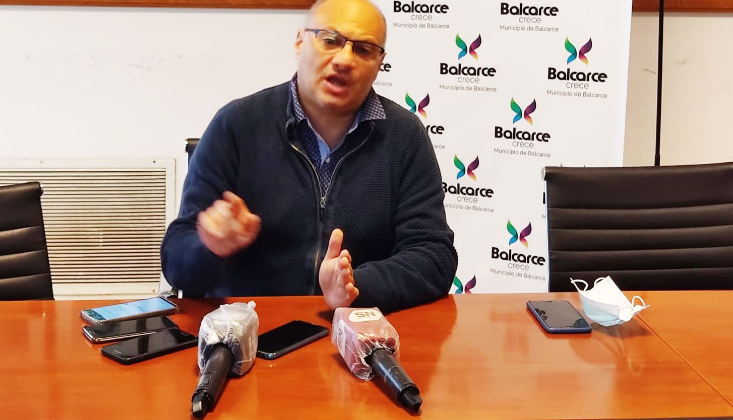 Reino: "Si la ciudadanía se rebela,  el Municipio no tiene forma de  hacer cumplir las obligaciones"