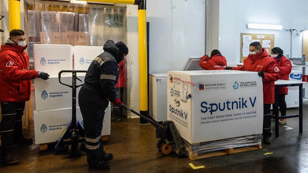 Más de 650 mil dosis de vacunas comienzan a ser distribuidas en todas las jurisdicciones del país