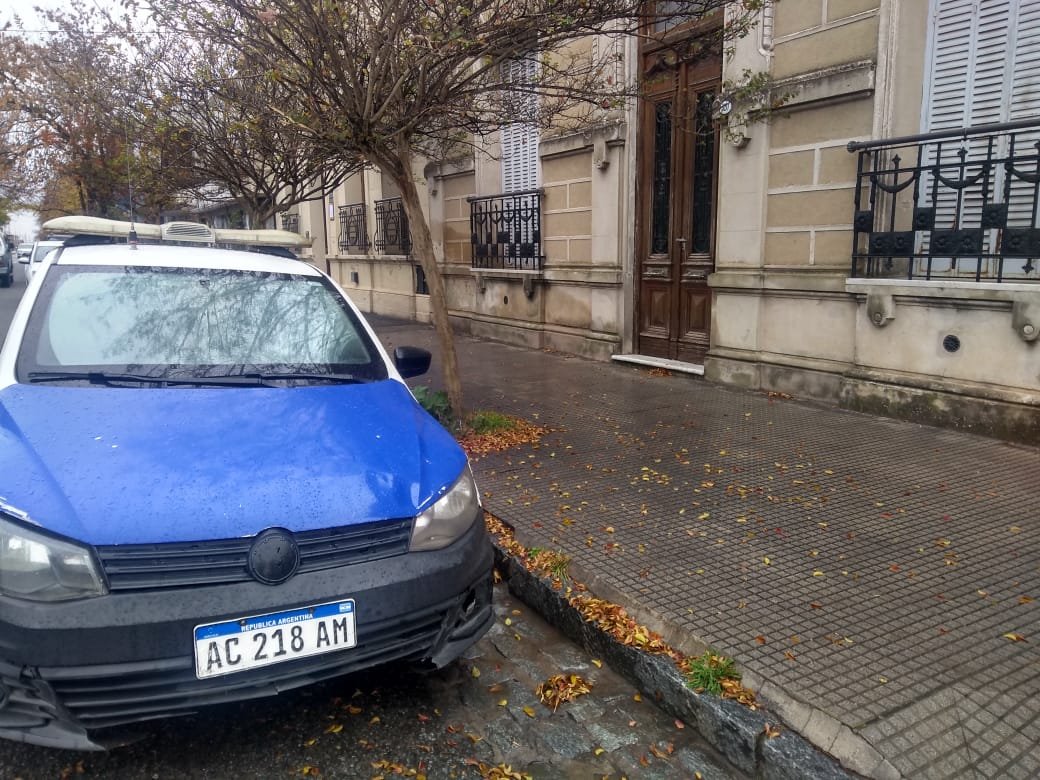 Violento asalto: atan y le  roban dólares a un vecino