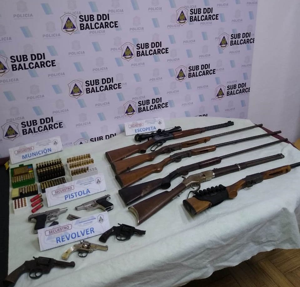 Dos policías y otras cuatro personas fueron  detenidas en operativos por juego clandestino