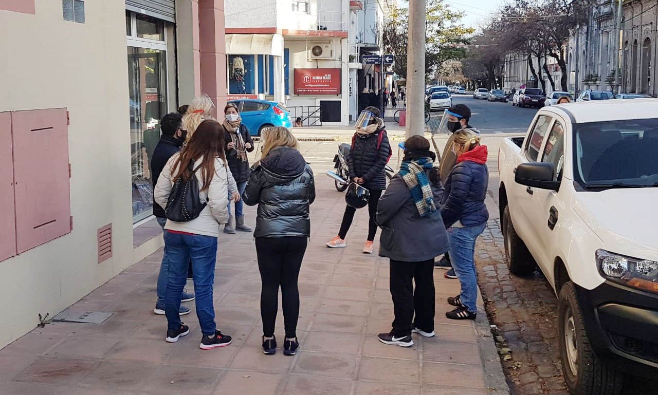 Rechaza una veintena de docentes  la convocatoria a concurrir a las aulas