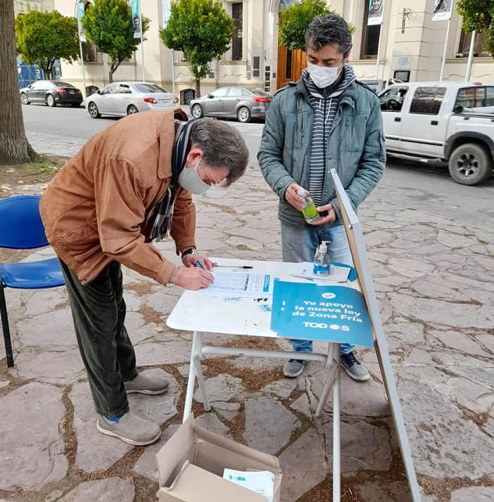 Juntan firmas para apoyar la baja del precio del gas