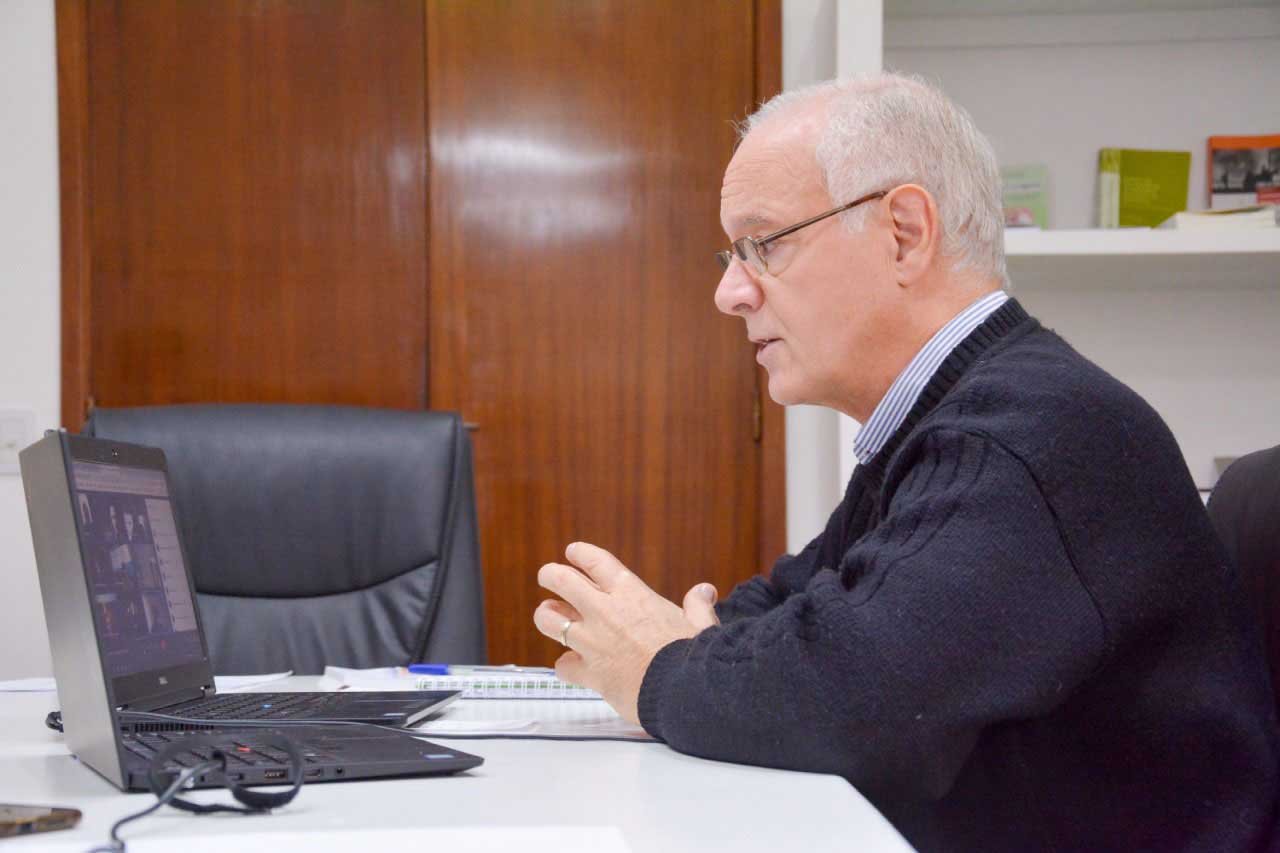 Dojas y Gollan dialogaron sobre vacunación,  derivaciones y medicamentos para la UTI