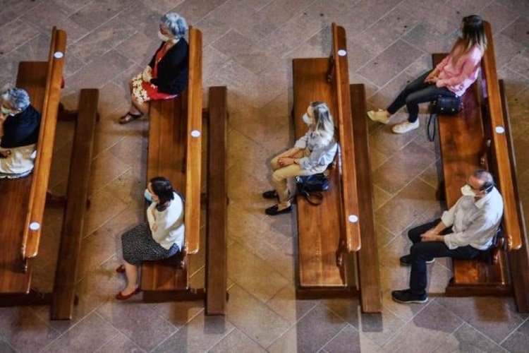 Con un aforo del 30%, vuelven los oficios  religiosos presenciales