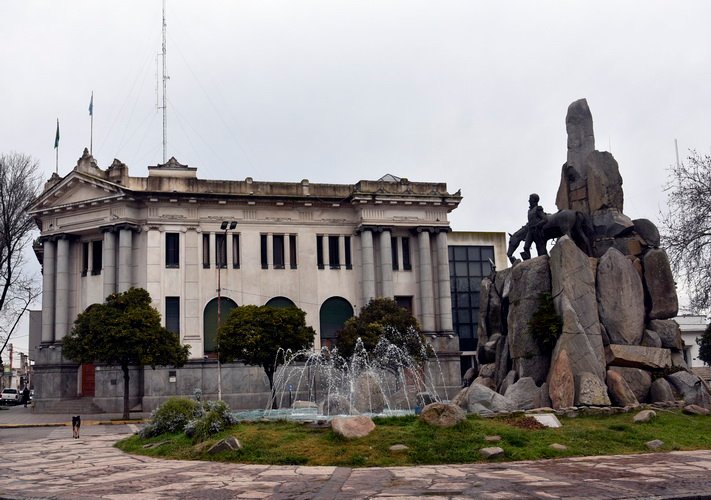 Incertidumbre ante la falta de información oficial  sobre horarios permitidos de actividades comerciales