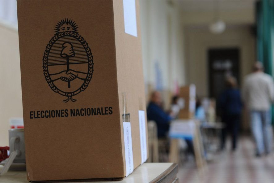 Danza de nombres para integrar las listas de concejales en el oficialismo y la oposición