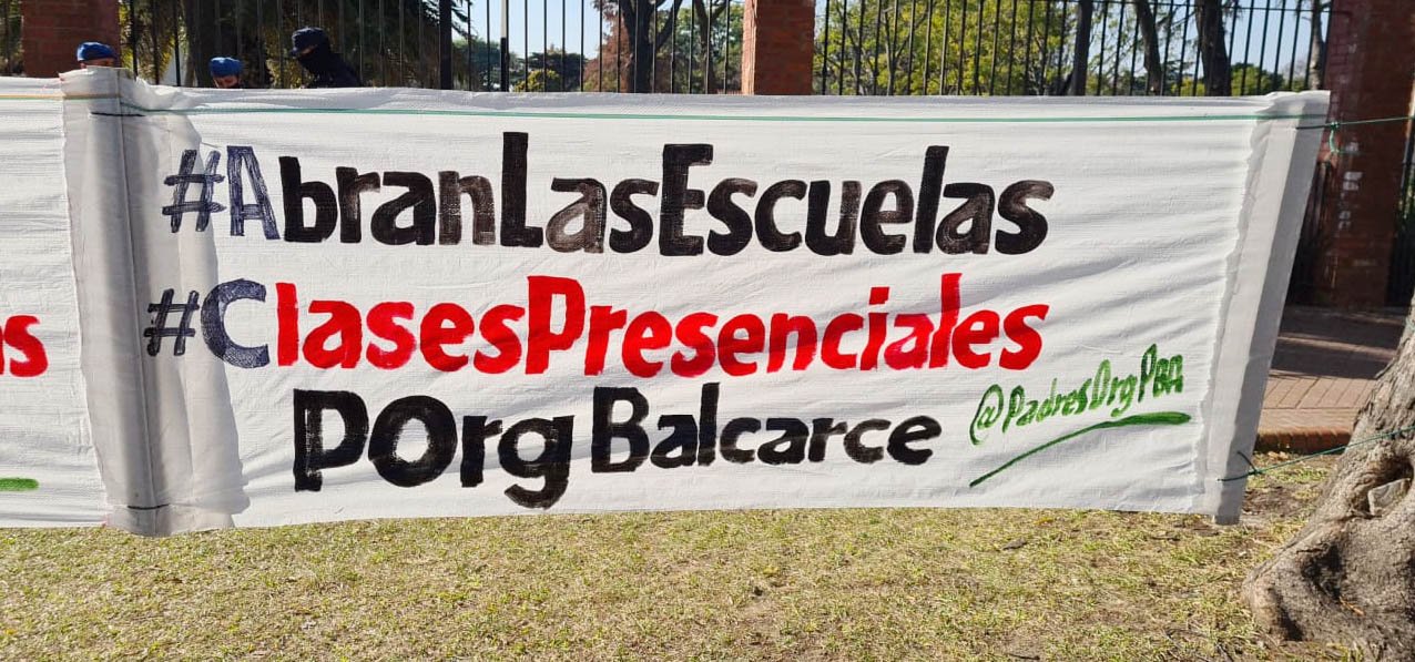 "Bocinazo por la presencialidad" en las escuelas