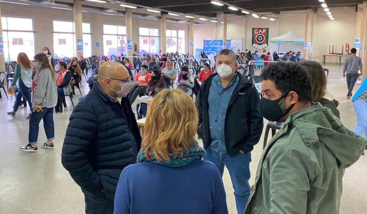Fijan como meta sumar 13 mil nuevos incriptos al programa de vacunación