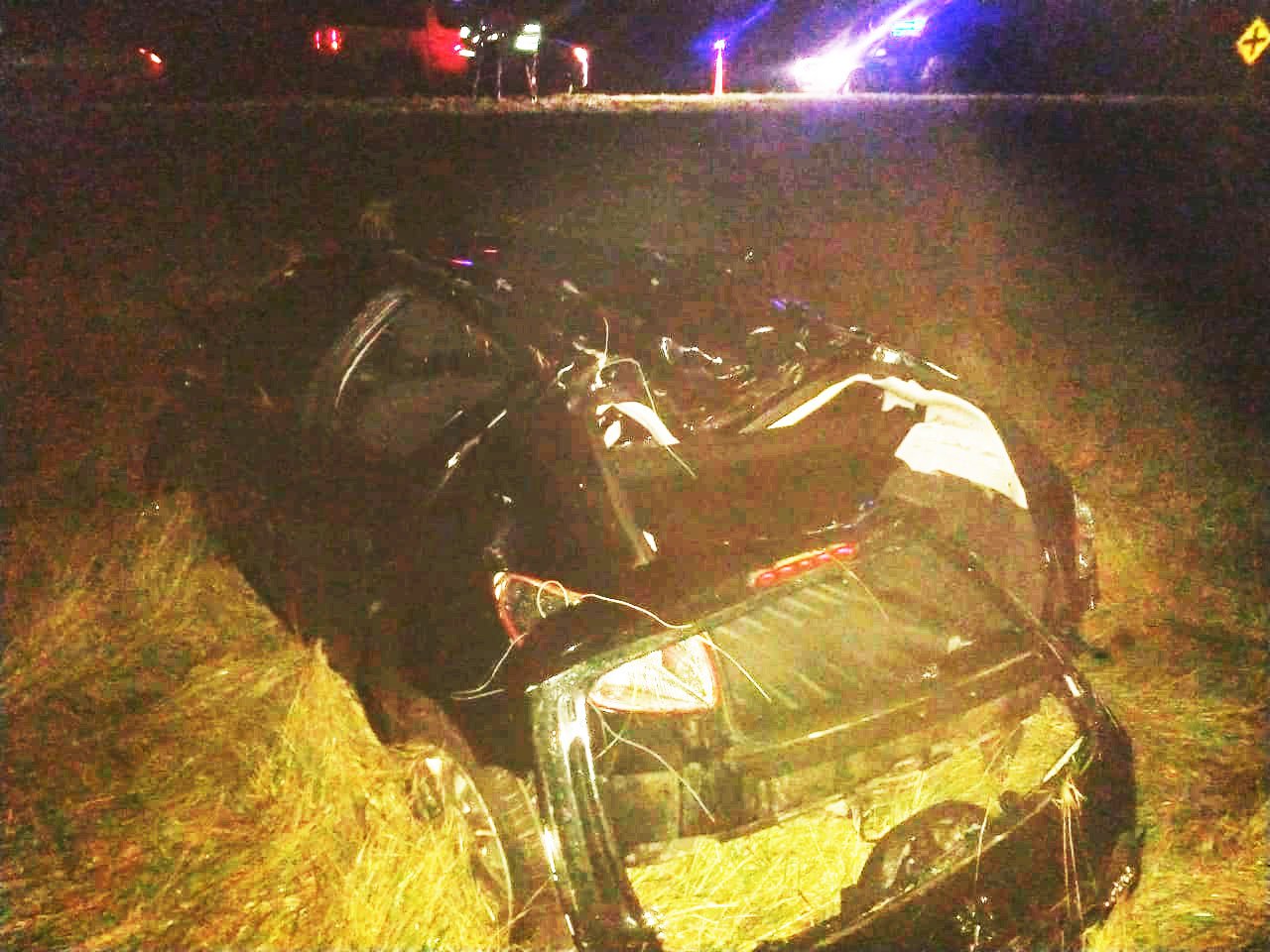 Despiste y vuelco en la 226