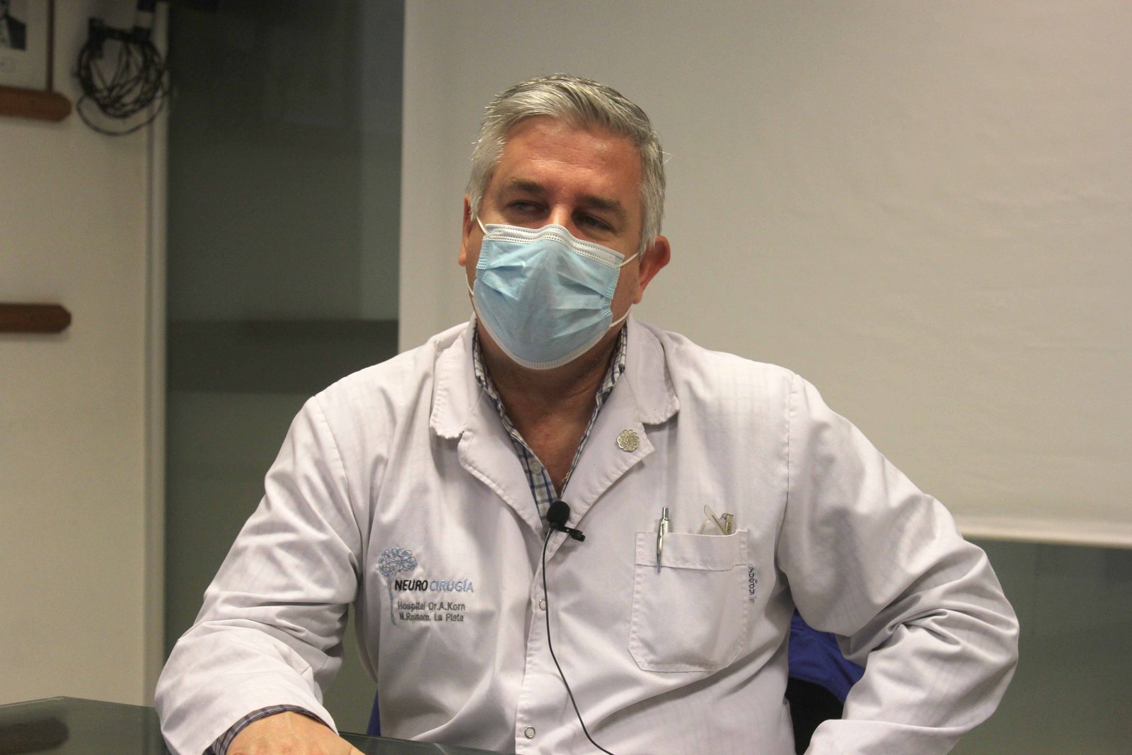 Se renovó el contrato al neurocirujano Abbona