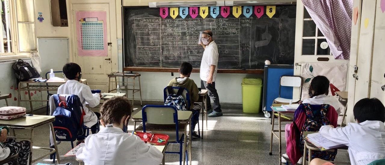 La Provincia evalúa dictar clases los sábados