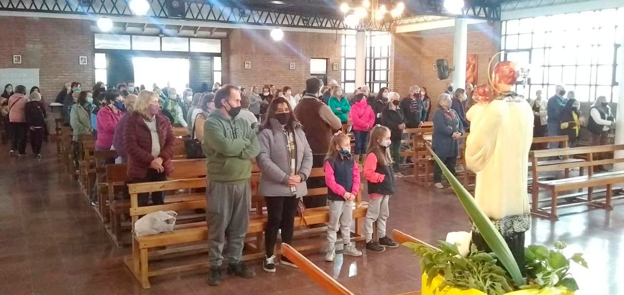 Gran manifestación de fe a San Cayetano