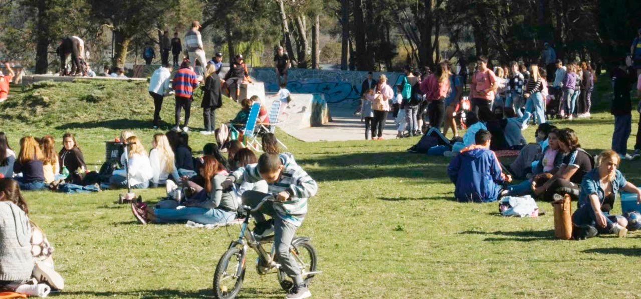 Con menos restricciones se festejó el Día de la Primavera en el Cerro