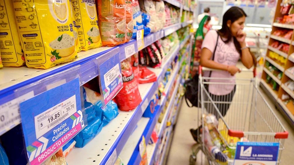 Con voluntad de diálogo, Feletti se reúne con productores y comercializadores de alimentos