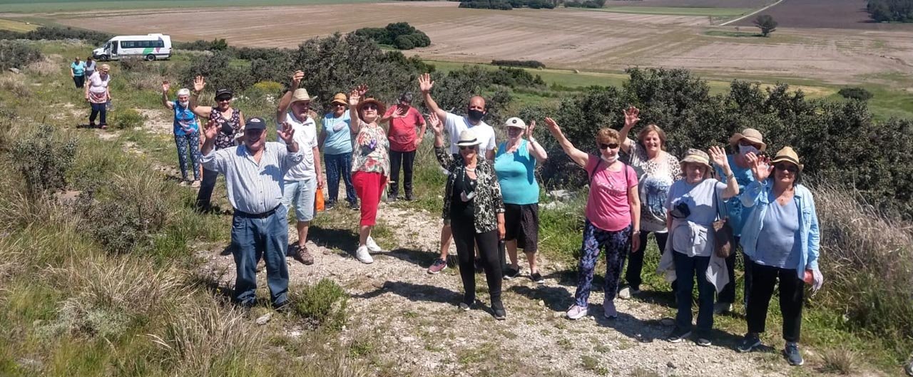 Adultos mayores hicieron "turismo aventura" en Los Pinos