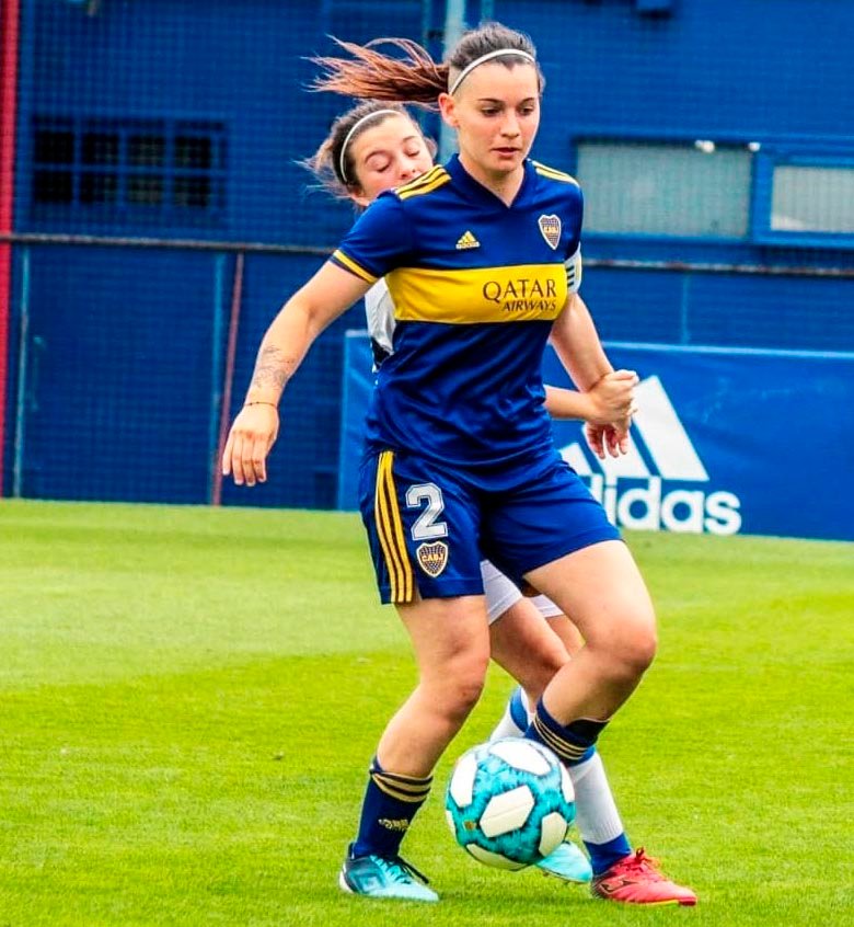 Juana Crotto: "Me pone muy feliz que esté creciendo cada vez más el fútbol  femenino en la ciudad"