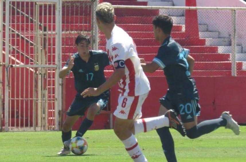 Bautista Dadín jugó con el  Seleccionado nacional