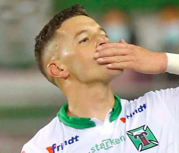 Fernando Ponce y un golazo que pone a su equipo a un paso del ascenso a Primera