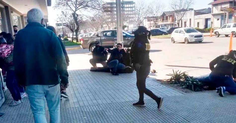Será juzgado el hombre que atacó a un policía