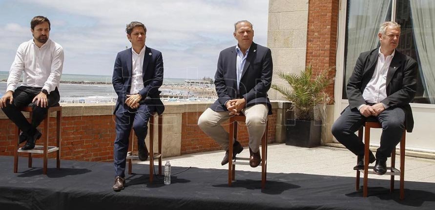 La Provincia pone en marcha la vacunación libre en todos los destinos turísticos y el pase sanitario