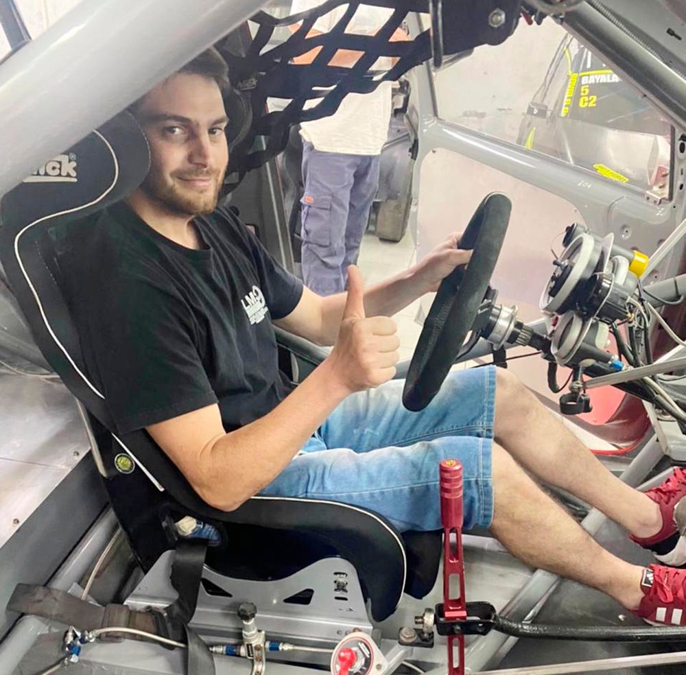 Santiago Lantella cerca del Turismo Pista