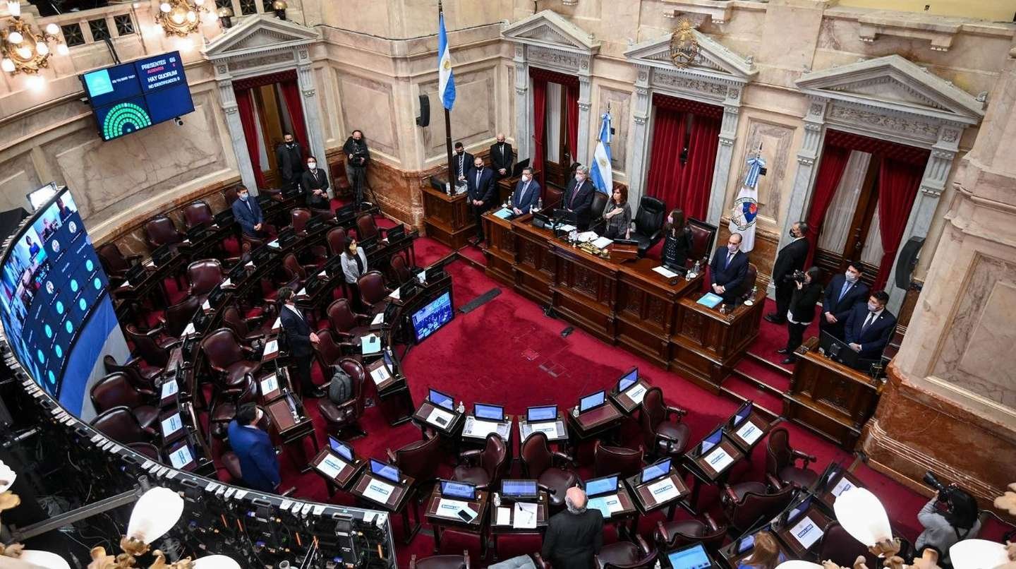 El Gobierno tomó distancia del proyecto para hacer obligatoria la vacuna contra el Covid-19