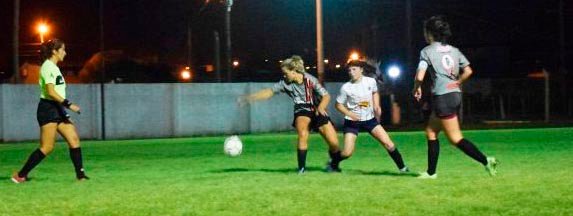 Exitoso desarrollo del Torneo Nocturno de Verano de Fútbol Femenino