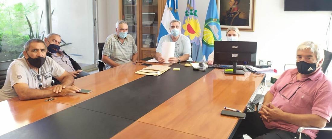 Cuatro oferentes interesados en el traslado de alumnos