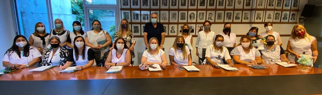Bandera de flameo de Balcarce fue entregada a los distintos servicios educativos