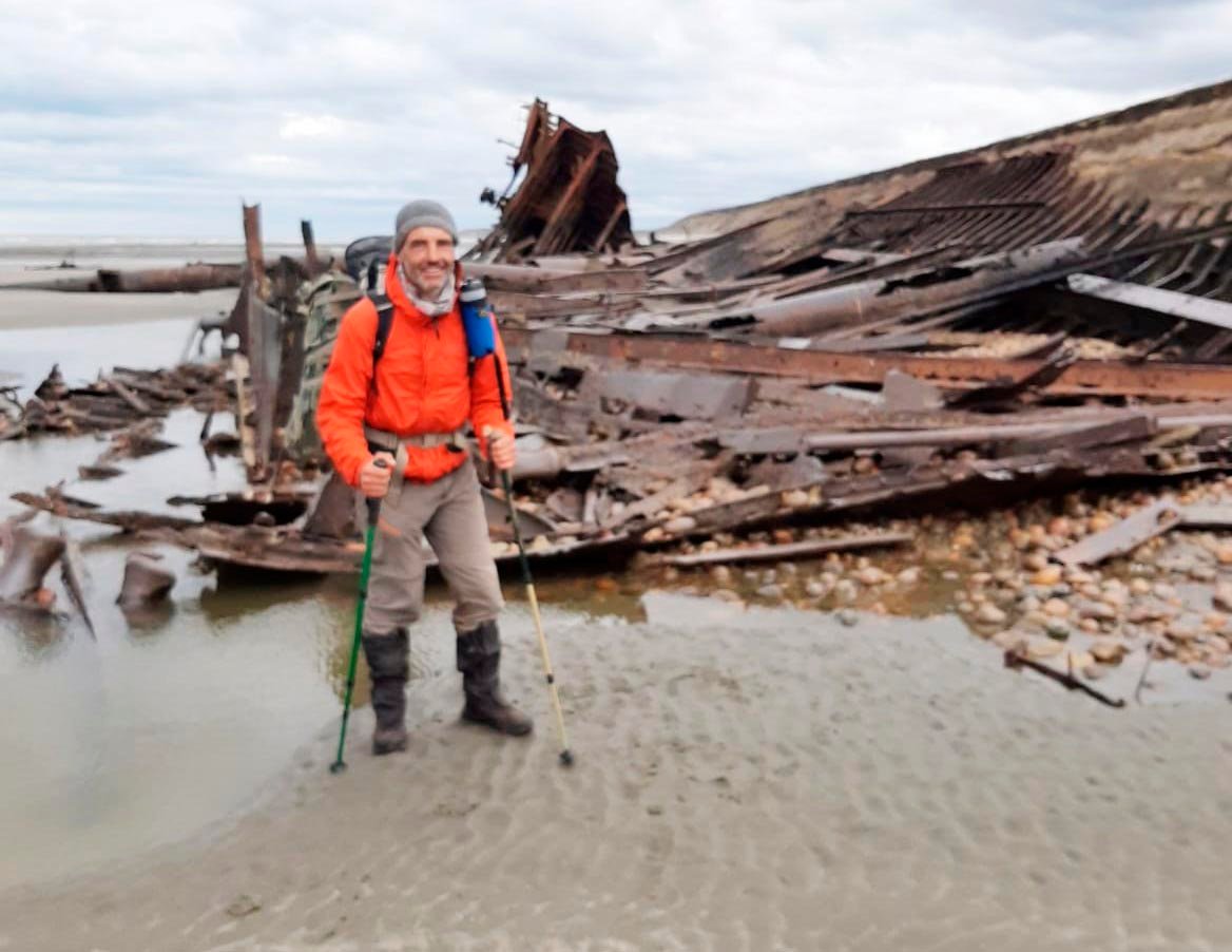 Iván Cuenca, de expedición en Península Mitre, en el verdadero fin del mundo