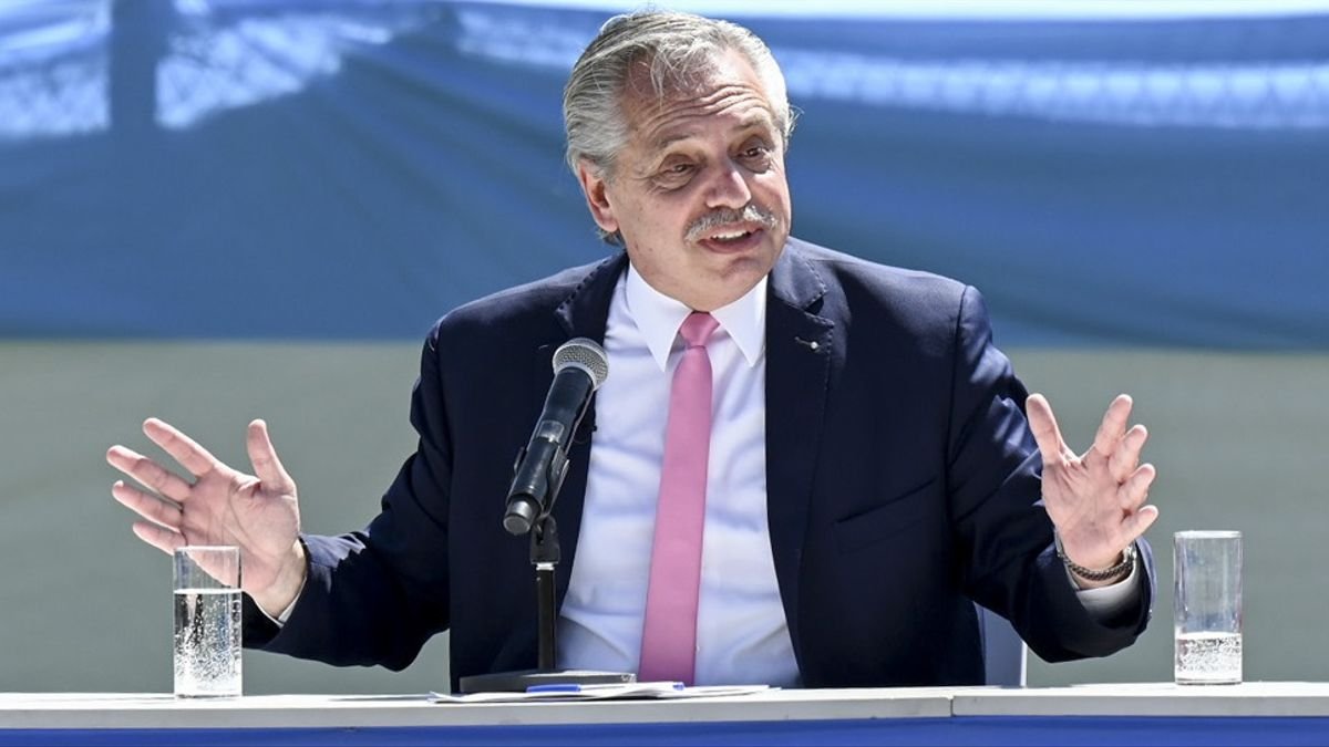 En busca de un acuerdo para frenar la inflación, Fernández se reunió con la CGT y la UIA