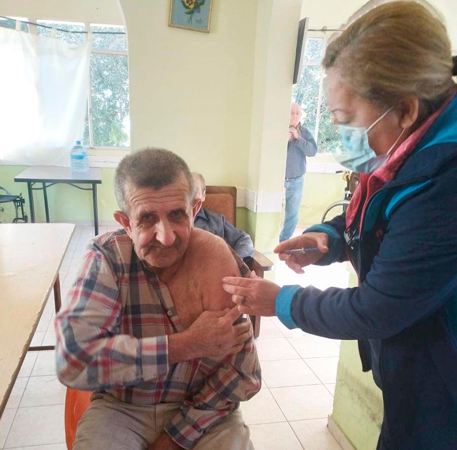 La posta itinerante aplicó más de 450 dosis