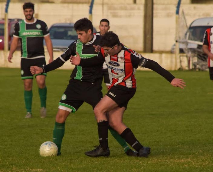 San Agustín - Agrarias: varias chances, ningún gol