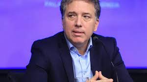 "Son y serán artífices y promotores de pobreza”, la fuerte respuesta de Dujovne a Cristina