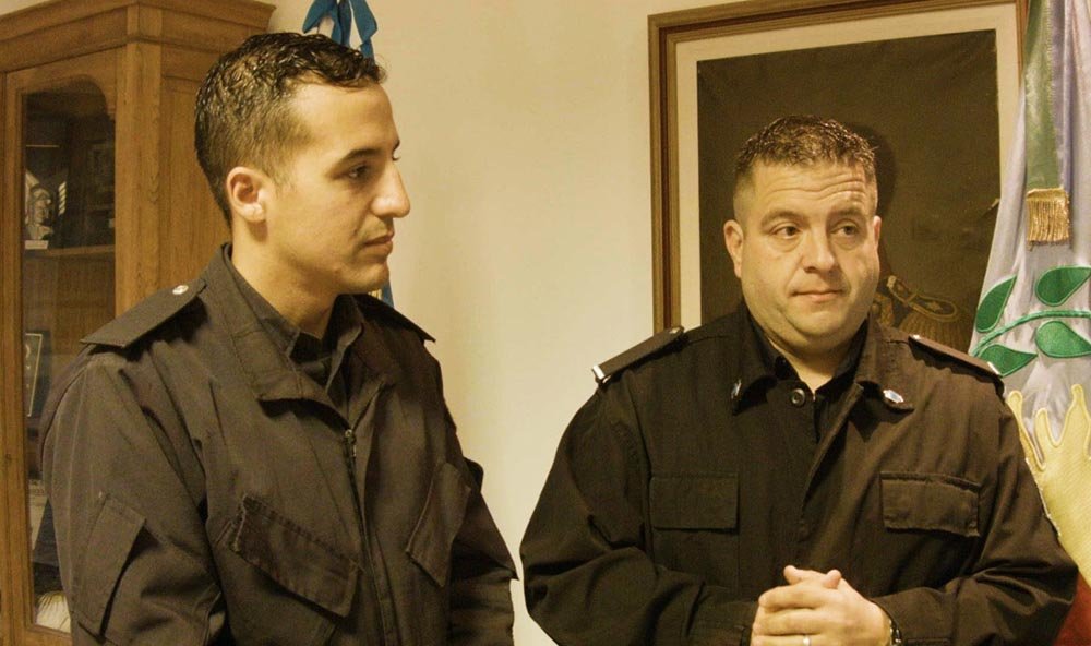 Conmovedor relato de los policías que le salvaron la vida a una beba