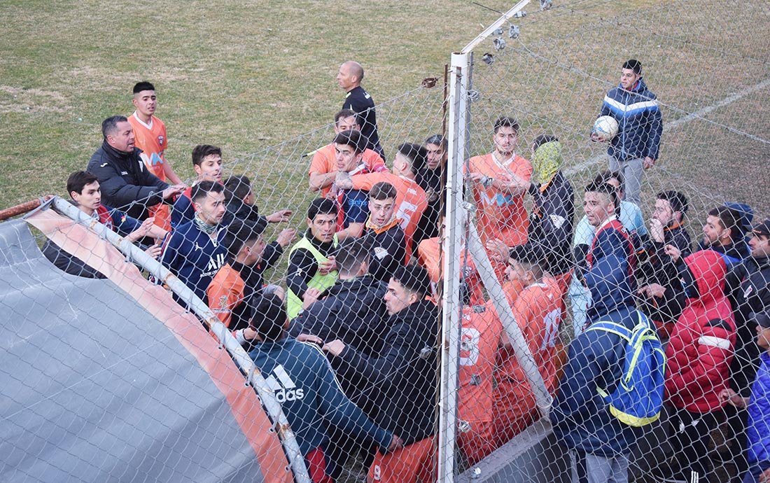 El parate no calmó la violencia