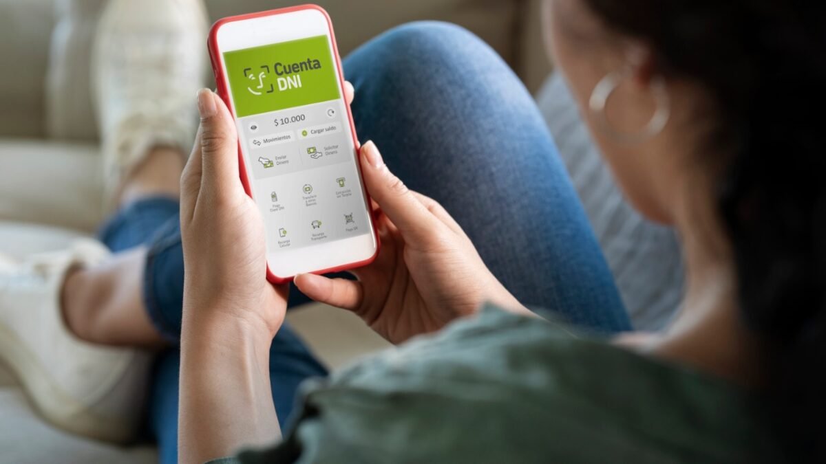 Ahora Cuenta DNI muestra los comercios más cercanos para comprar con la app