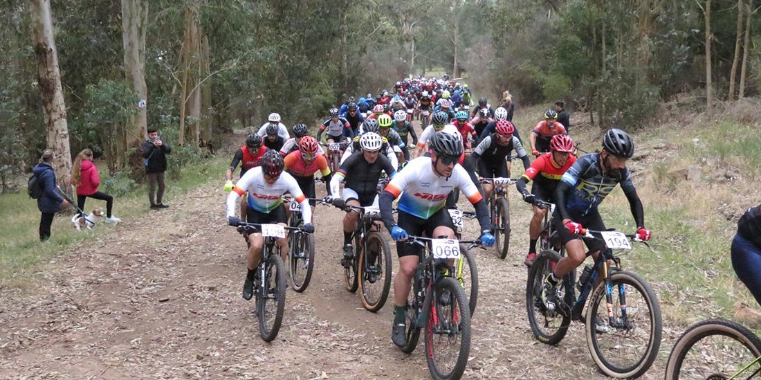 Unos 300 bikers “aceleraron” en "La Barrosa"