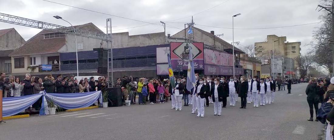 Después de dos años, Balcarce volvió a teñirse de celeste y blanco
