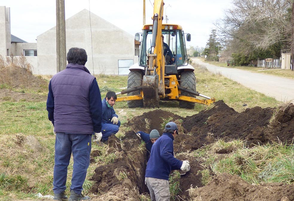 Agua potable: amplían en 2.800 metros la red para beneficiar a 60 familias pero con proyección a otras 1.500