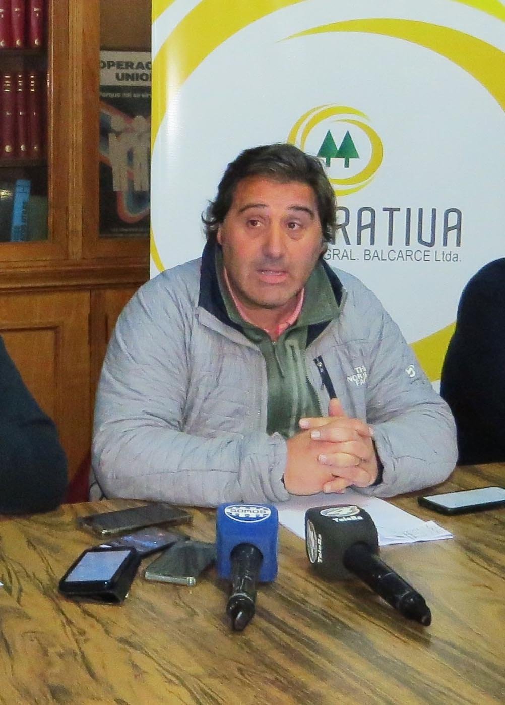 Cooperativa: Pandolfi pidió que no se pongan a los usuarios de  rehén porque “este es un conflicto por la plata”