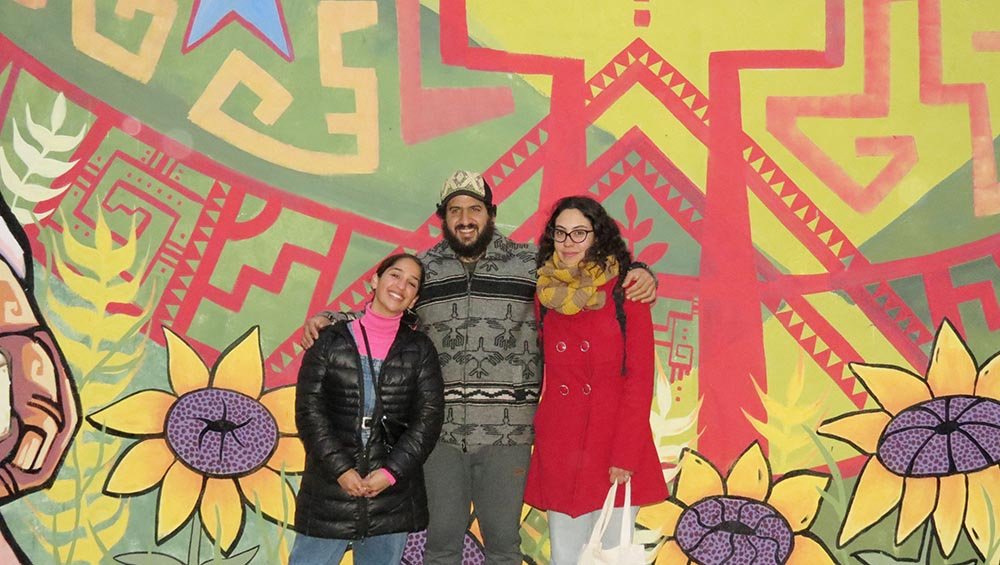 Jóvenes pintan el mural más grande de  Balcarce