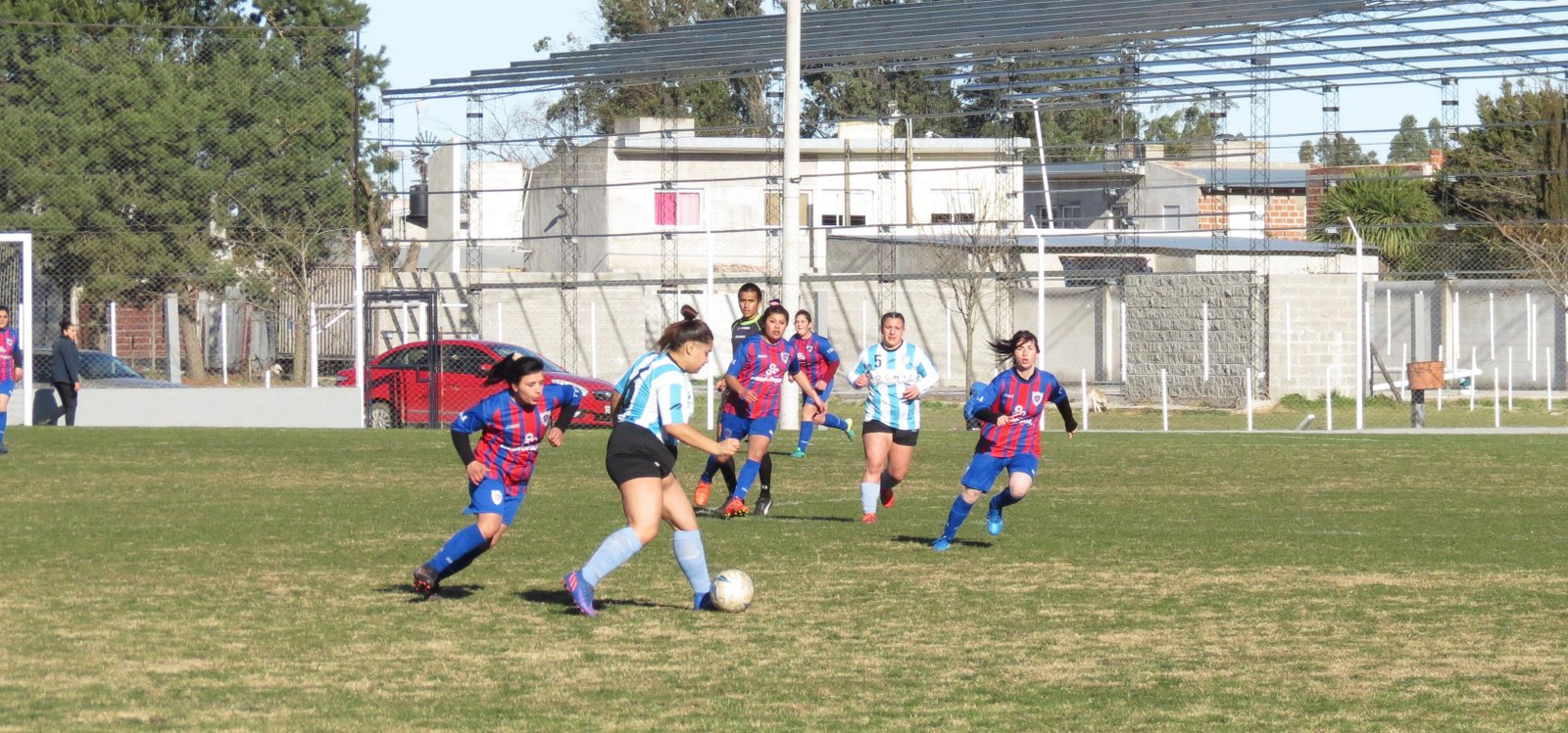 Los Patos FC y San Manuel estiraron las diferencias